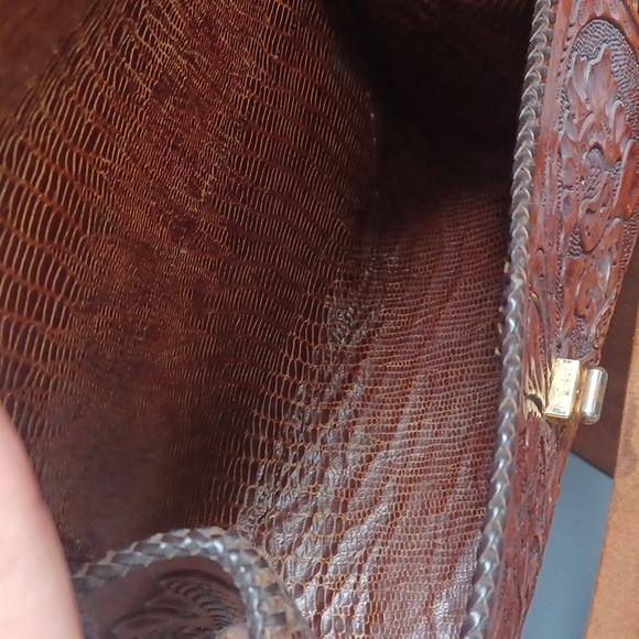 Tooled purse - Picture 10 of 16